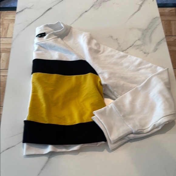 SHEIN White, Black, Yellow Long Sleeve cropped Sweatshirt, Crewneck. - Picture 5 of 6